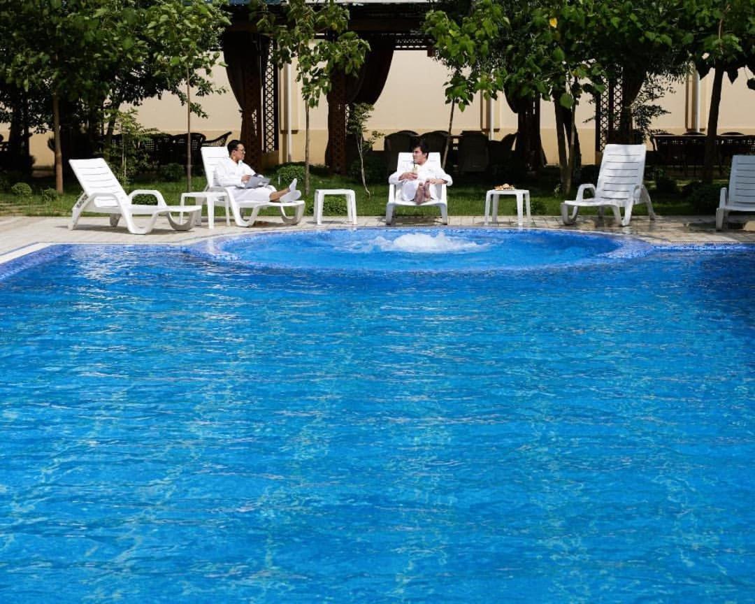 Asmald Palace Hotel Kokand Exteriör bild