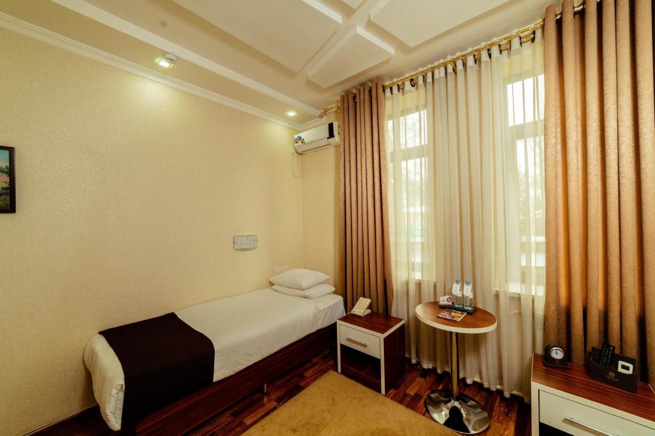 Asmald Palace Hotel Kokand Exteriör bild